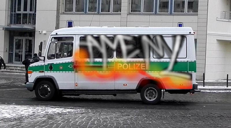 Bombing 1473308957850