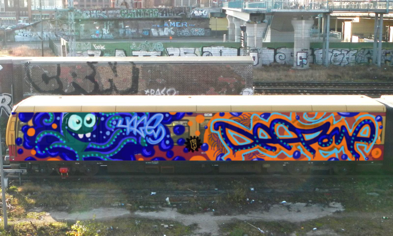 Bombing 1377263876611