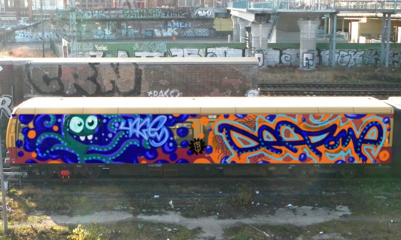 Bombing 1377263876611