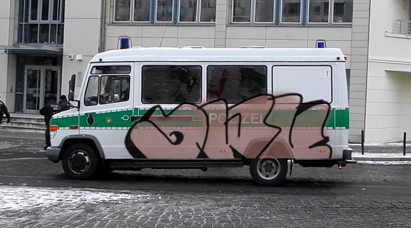 Bombing 1475536592984