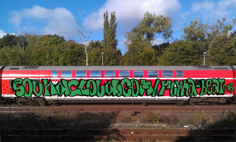 Bombing 1476396636910