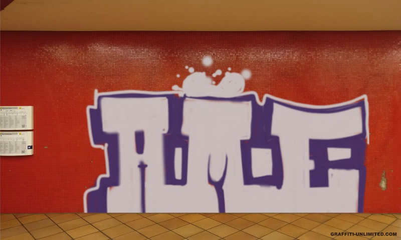 Bombing 1478174901384