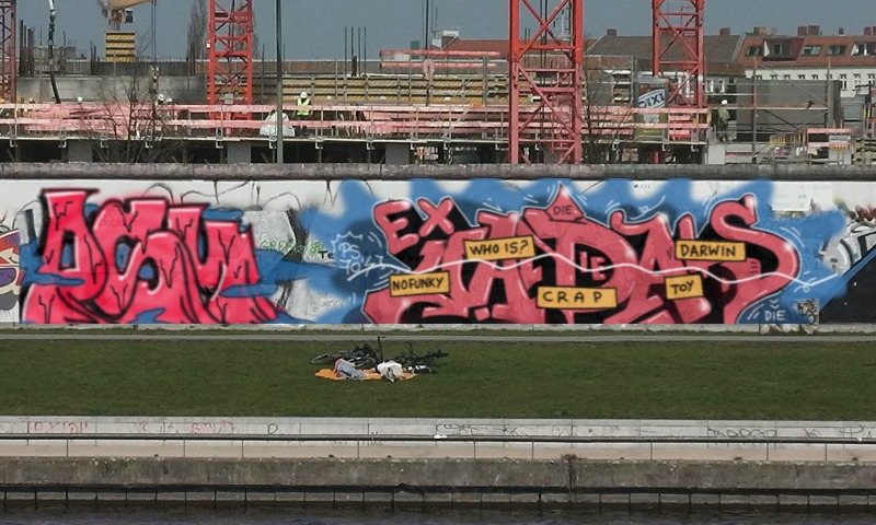 Bombing 1479052458035