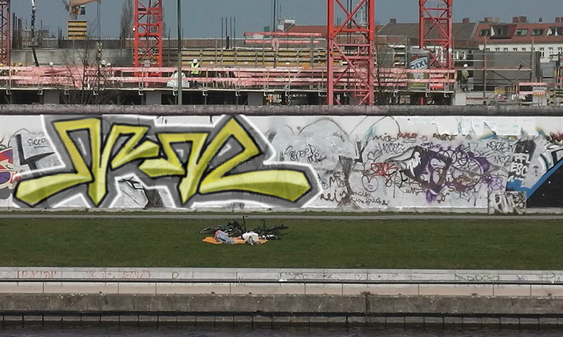 Bombing 1479009690477