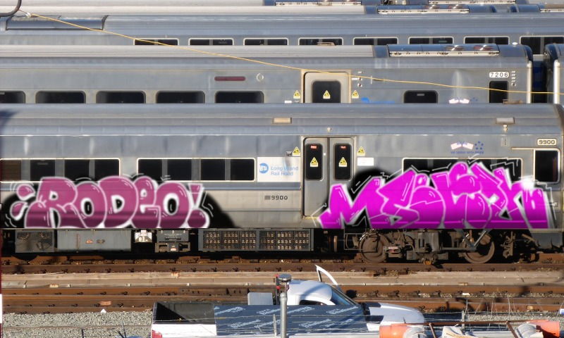 Bombing 1480511998485