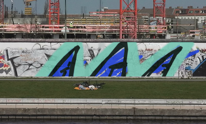 Bombing 1480586178220