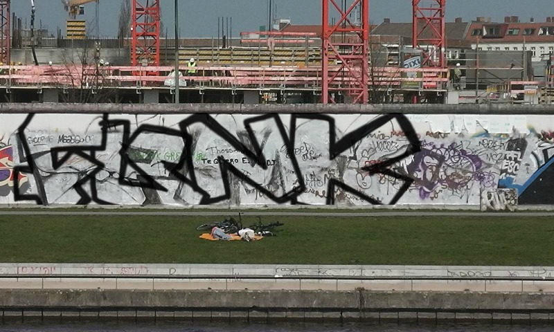 Bombing 1483144093054