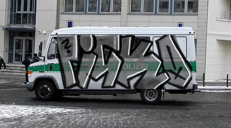 Bombing 1484463837246