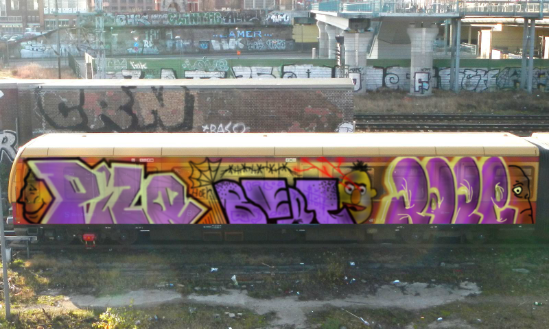 Bombing 1487382418819