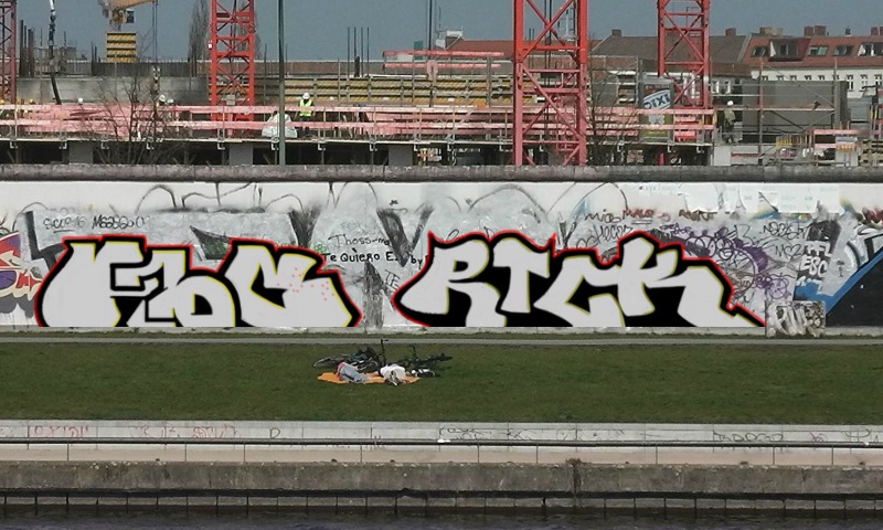 Bombing 1488662349688