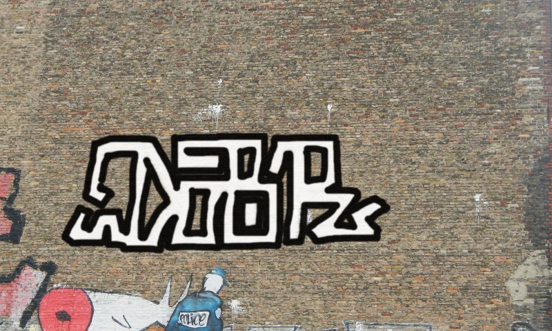 Bombing 1489318904958