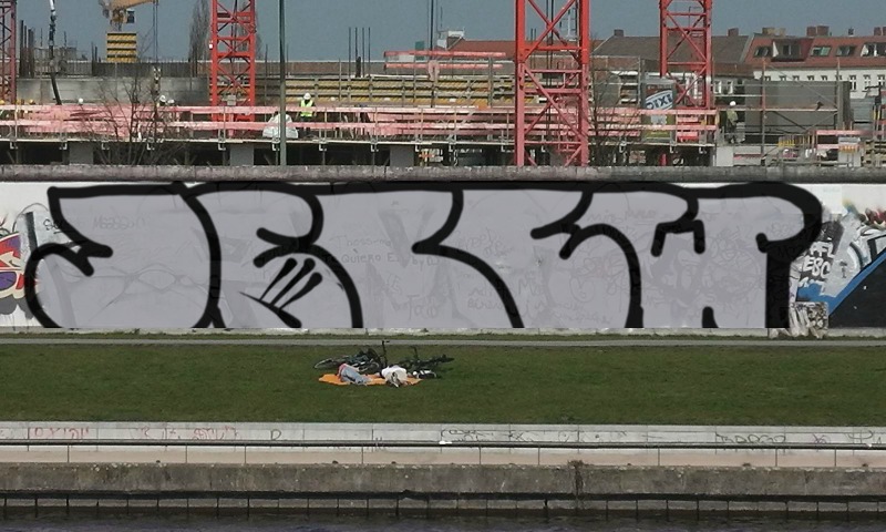 Bombing 1489599389655