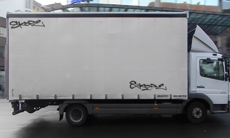 Bombing 1493153445808