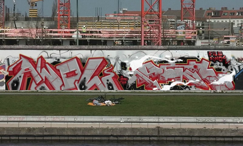 Bombing 1493870467646