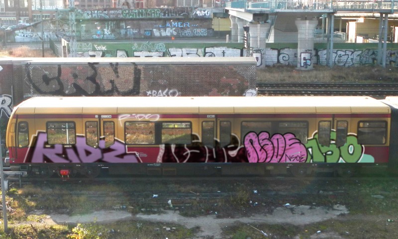 Bombing 1501925380299