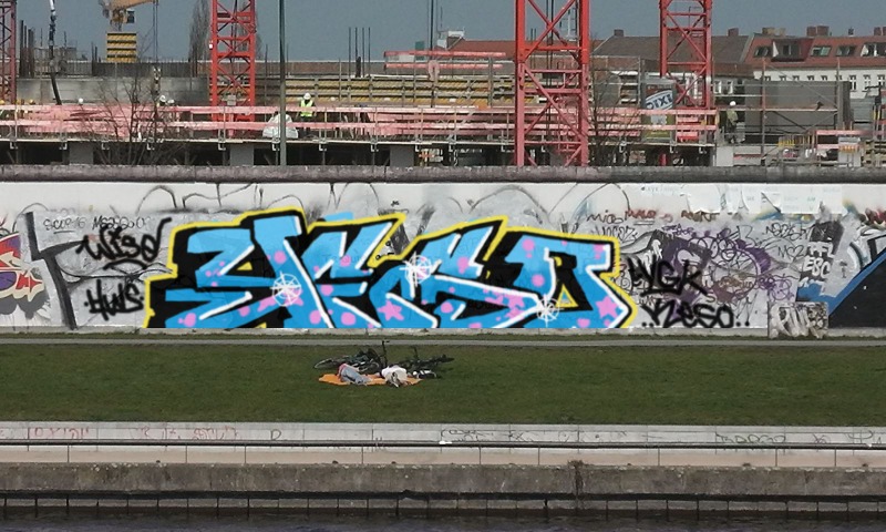 Bombing 1505602059304