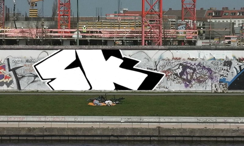 Bombing 1506629812300