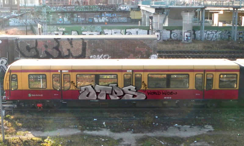 Bombing 1507466705925