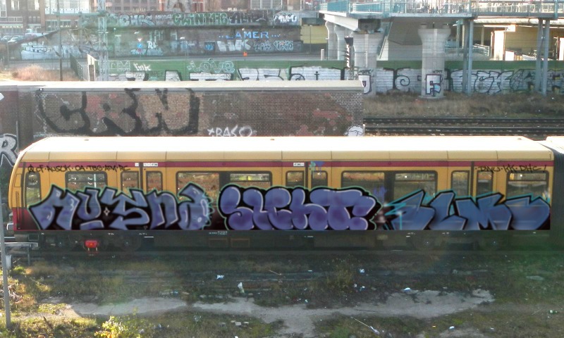 Bombing 1511976294421