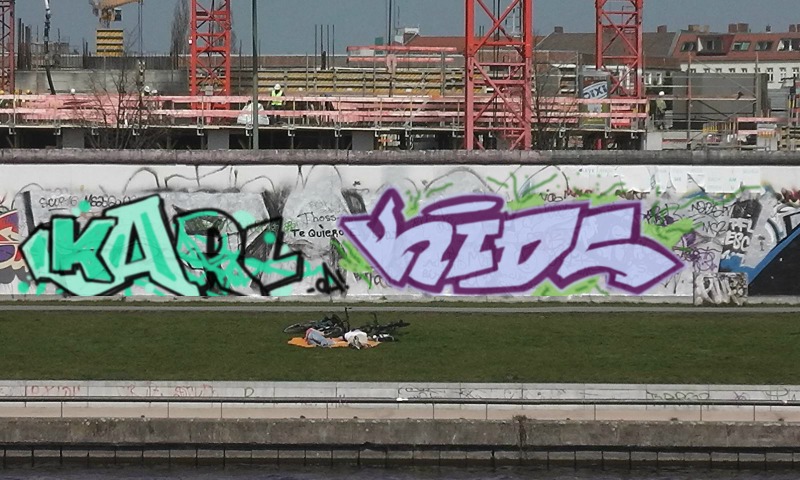 Bombing 1512851507269