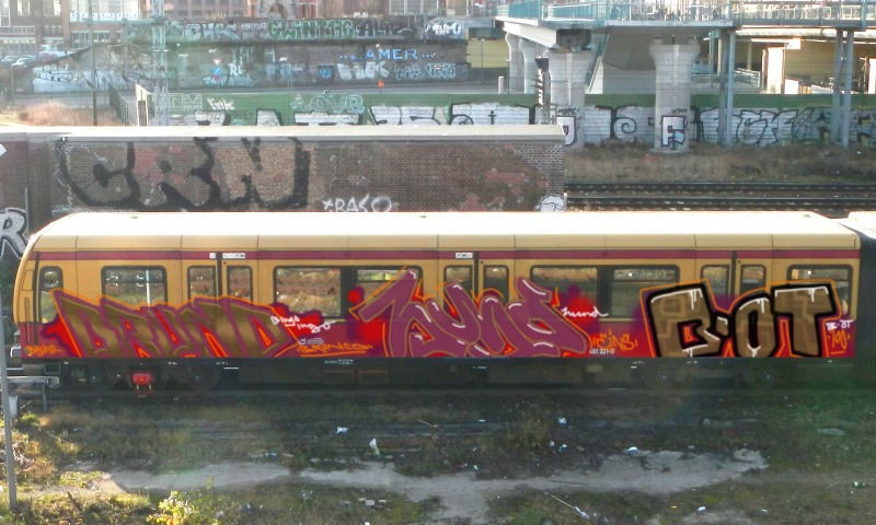 Bombing 1515290657134