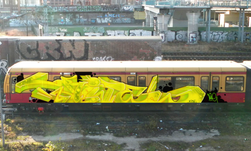 Bombing 1516471488539