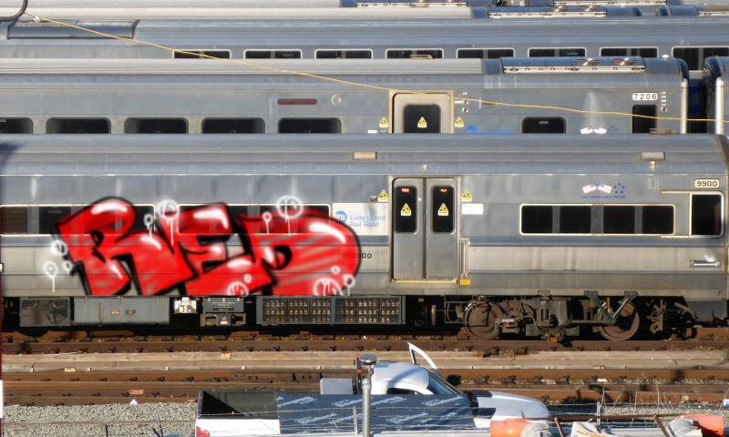 Bombing 1516637985392