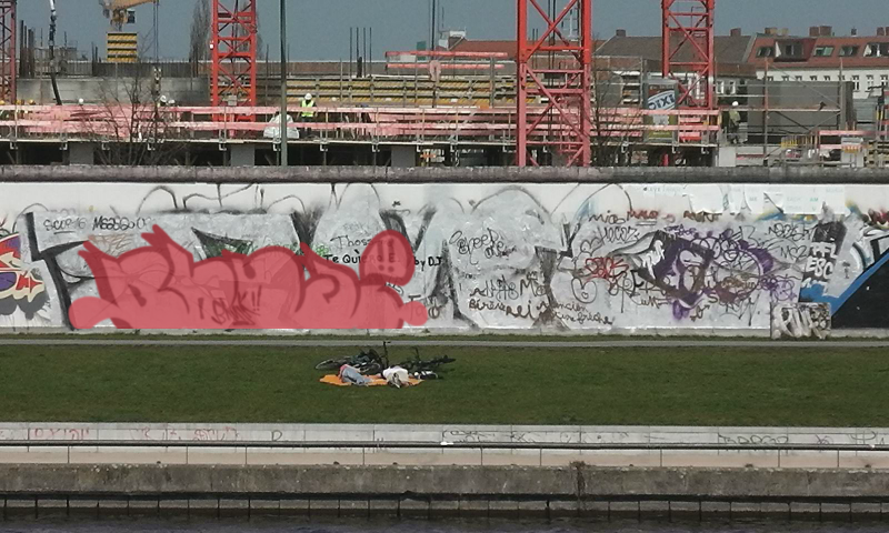 Bombing 1521913452787