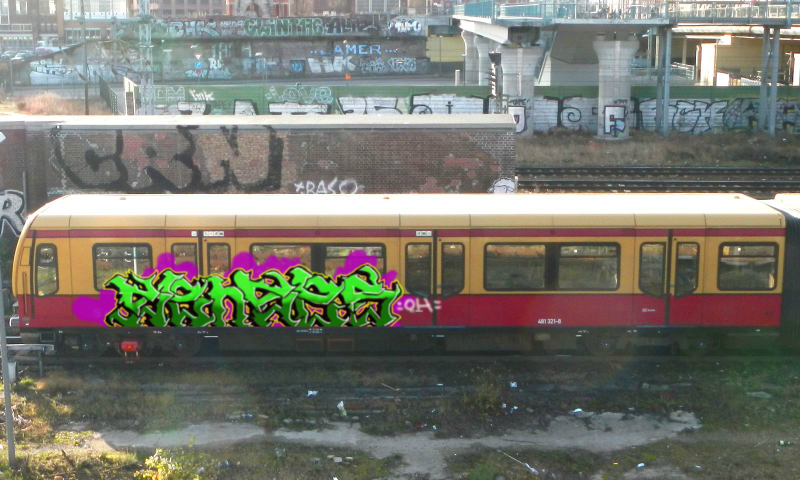 Bombing 1522361000642