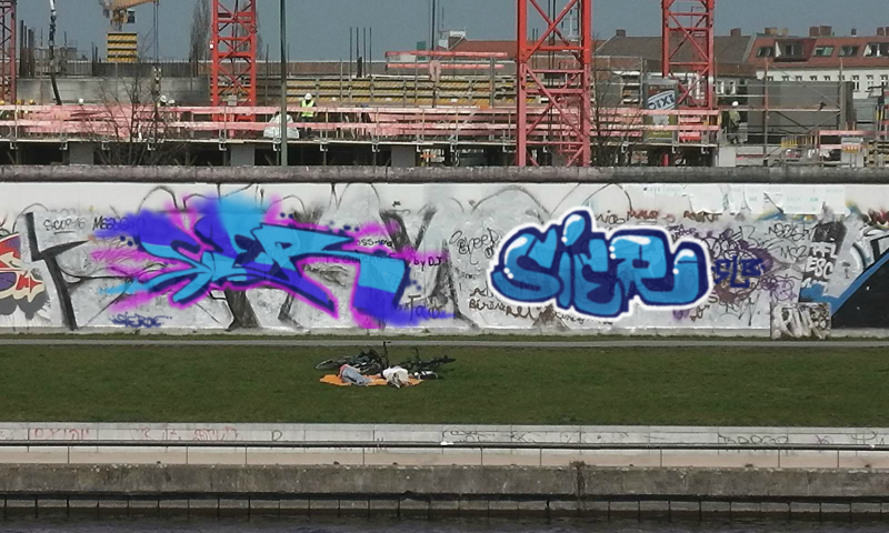 Bombing 1522876502084