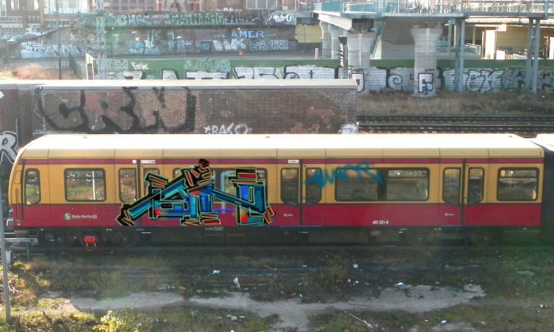 Bombing 1523017682002