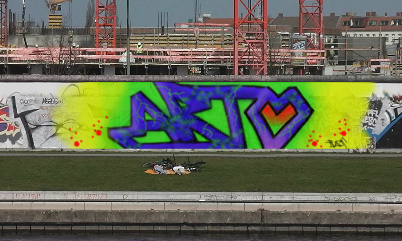 Bombing 1524041477843