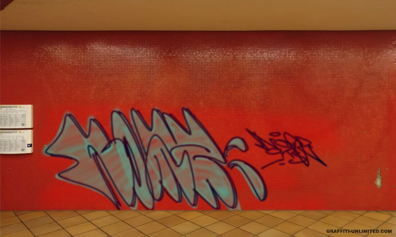 Bombing 1524419814336