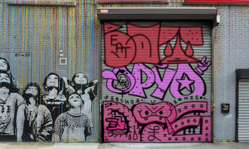 Bombing 1525468778574