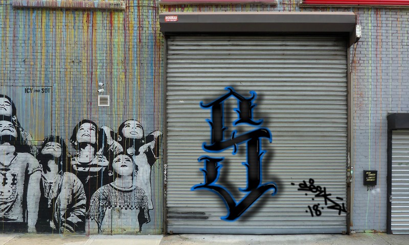 Bombing 1526076589624