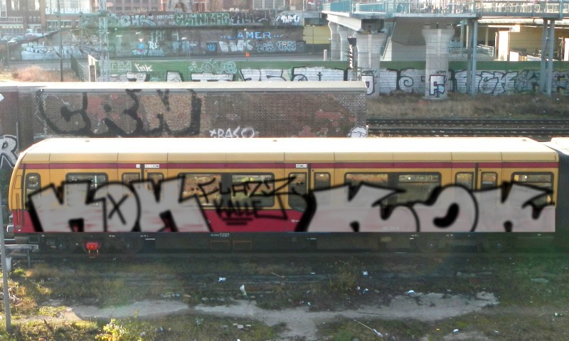 Bombing 1526506358943