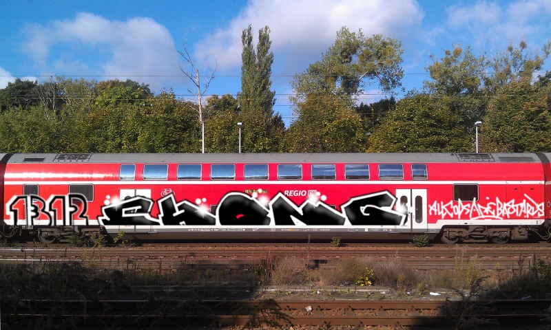 Bombing 1527096685037