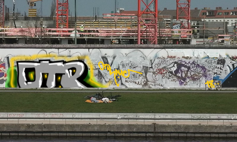 Bombing 1527489505098