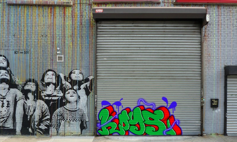 Bombing 1528138928058