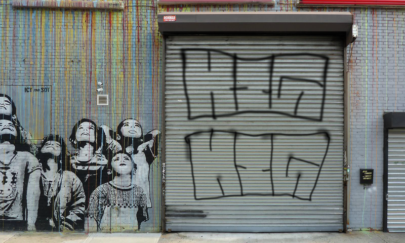 Bombing 1528742793143