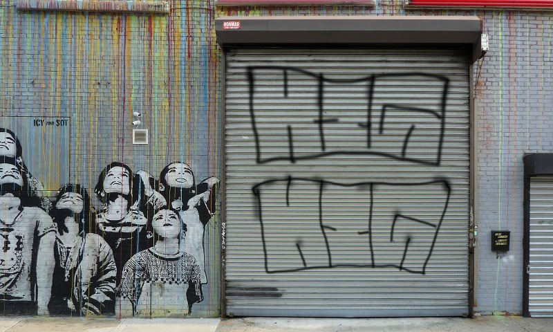 Bombing 1528742793143