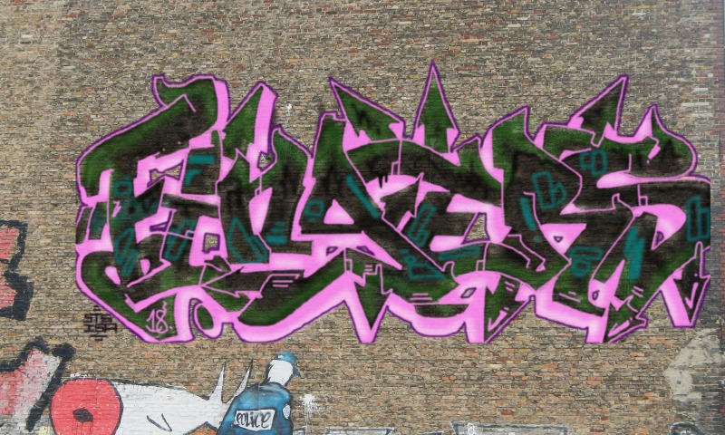 Bombing 1530166698158