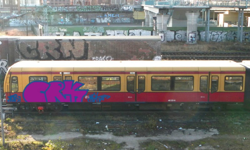 Bombing 1532368210722