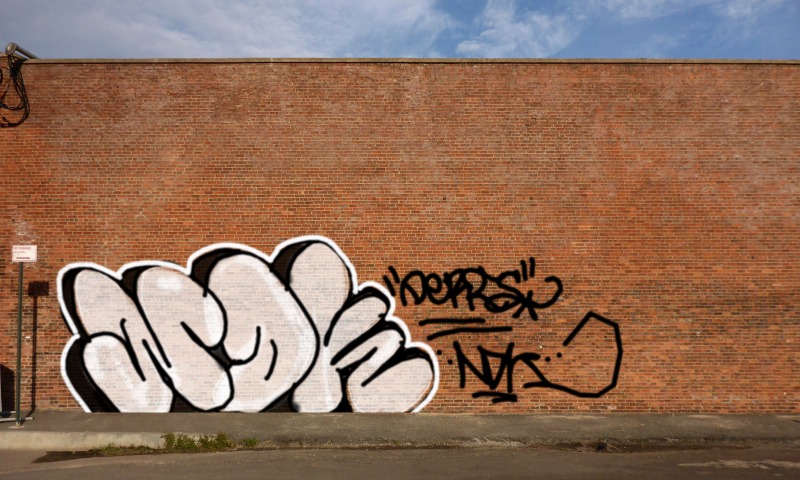 Bombing 1535067796083