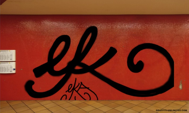 Bombing 1535082347408