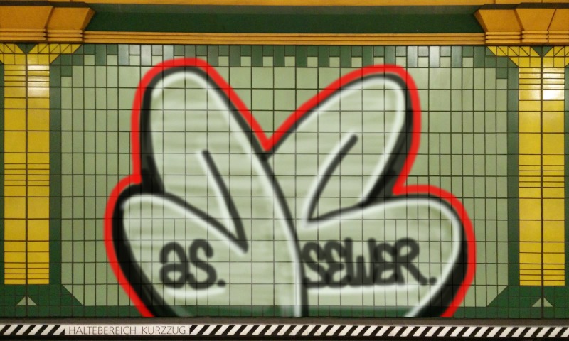 Bombing 1539489905343