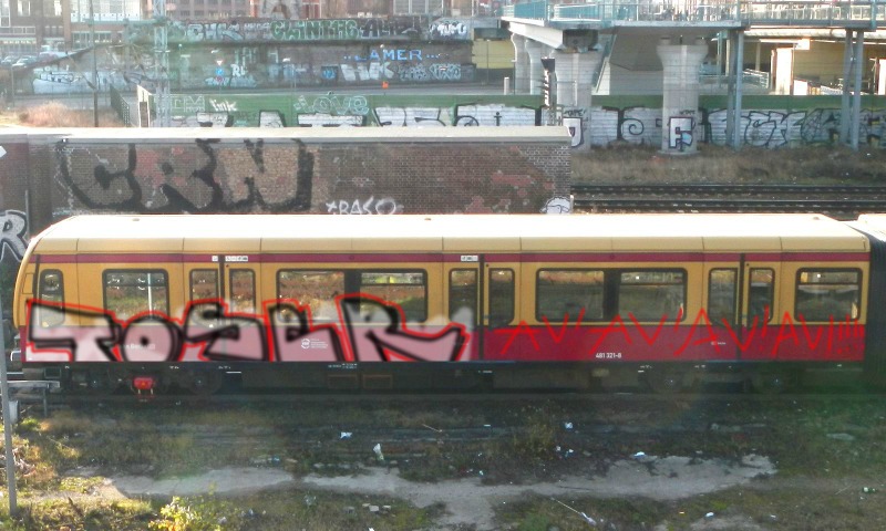 Bombing 1388010073811