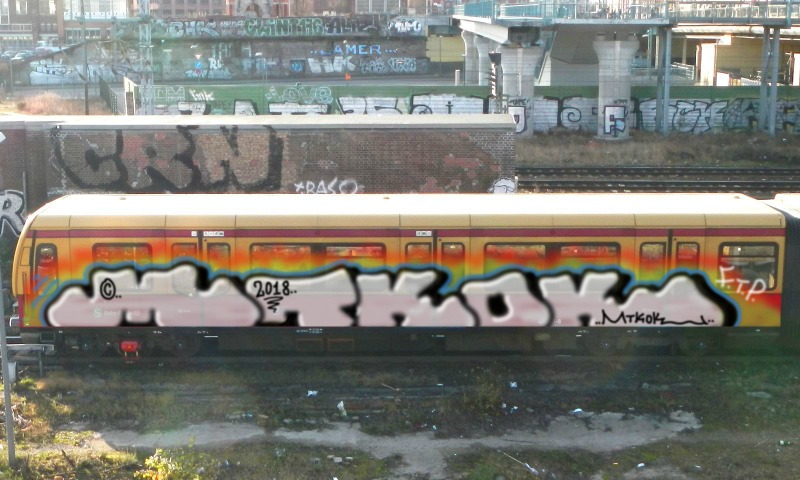 Bombing 1541547005268