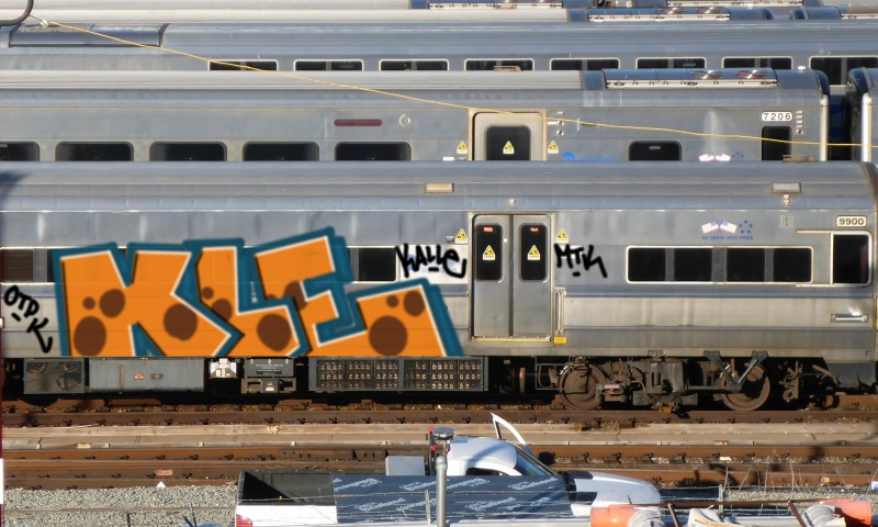 Bombing 1542820435212