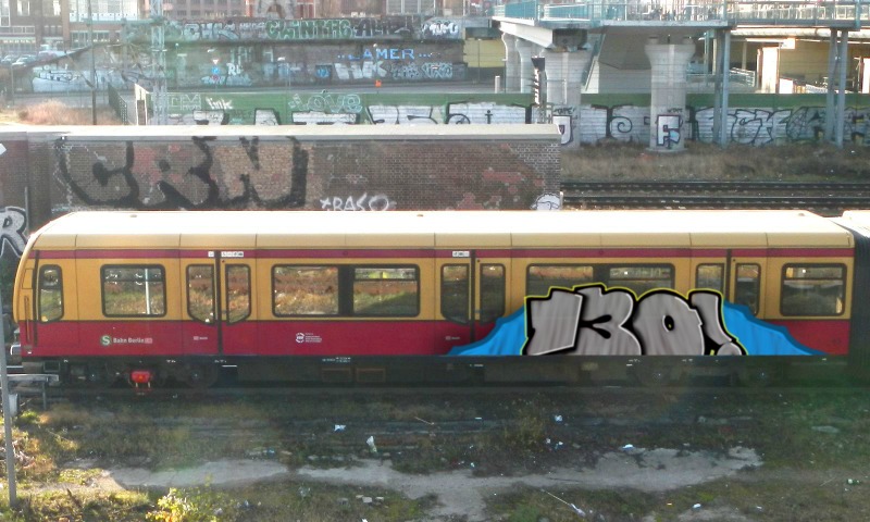 Bombing 1555088299937